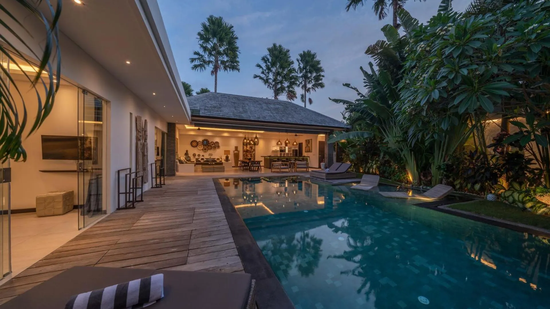 Villa Marlon Seminyak   Seminyak (Bali)
